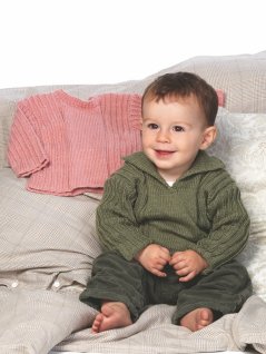 Strukturstickad tröja