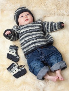 Stickad ärmlös klänning och kofta