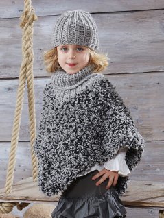 Barnponcho och mössa