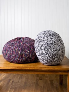 Rätstickade sittpuffar