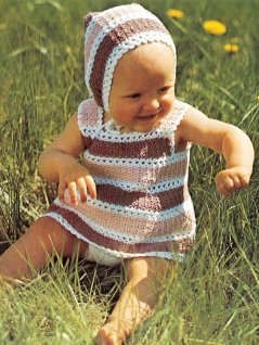 Klänning och mössa