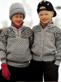 Pullover, tröja och mössa