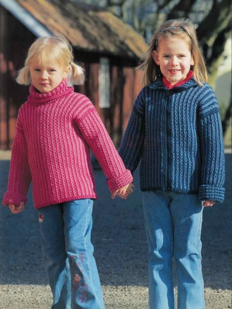 Långrandig pullover och kofta