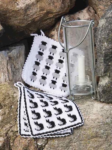 Grytlappar med får och katter