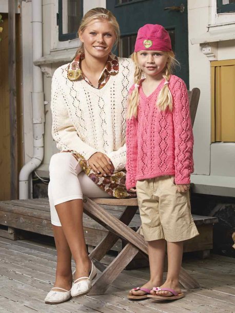 Spetsstickad tröja med v-hals