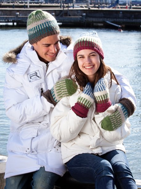 Mönsterstickade mössor och vantar