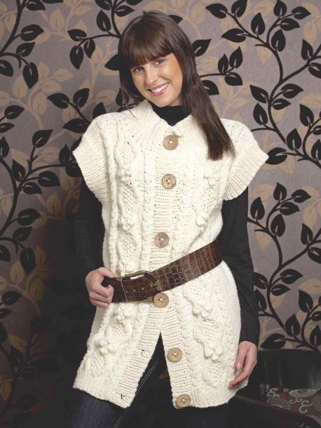 Flätstickad långväst