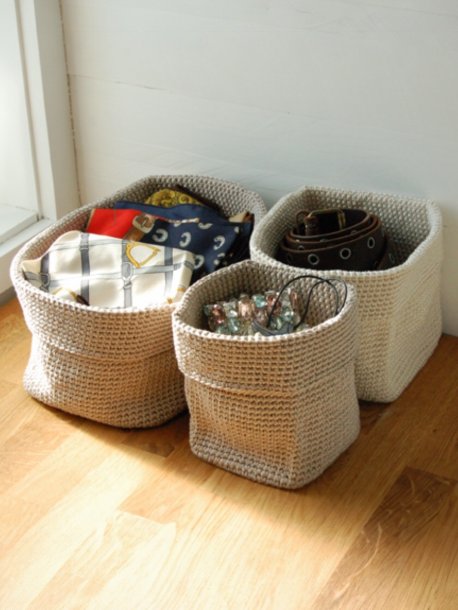 Virkade korgar i 3-dubbelt garn