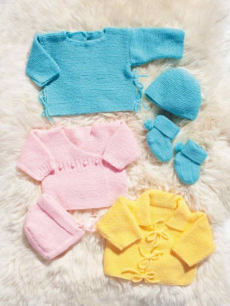 Lättstickade babyplagg