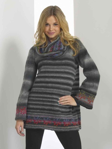 Tunika och halsvärmare med mönsterbård