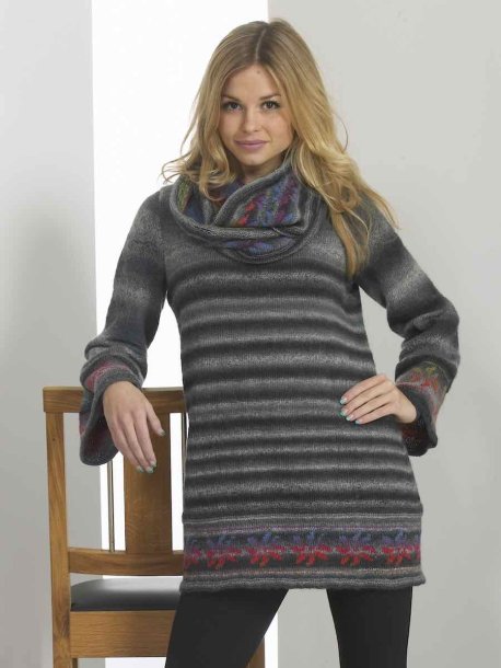 Tunika och halsvärmare med mönsterbård