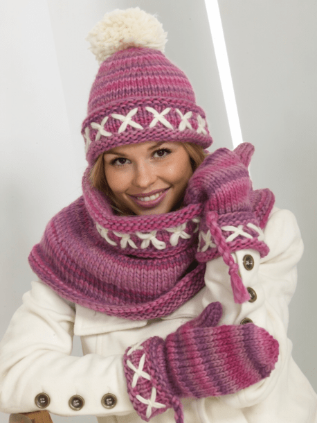 Mössa, vantar och halsdukspolo