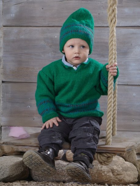 Tröja och mössa med mönster