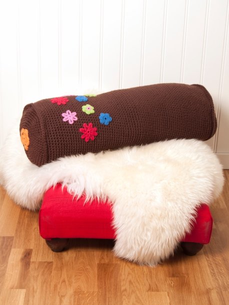 Virkad kudde i dubbelt garn