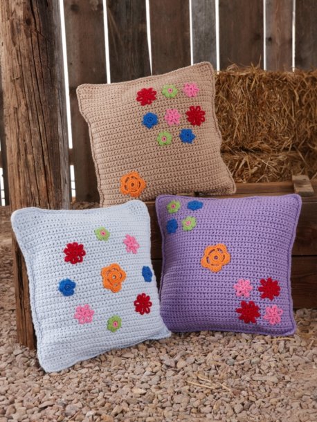 Rätstickade sittpuffar