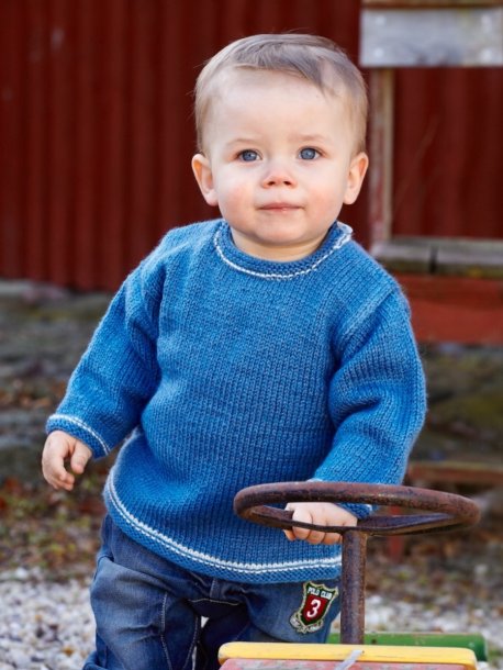 Stickad barntröja