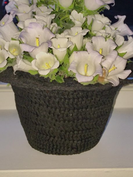 Virkad kruka