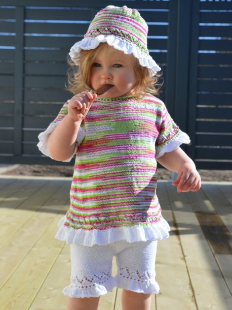 Tunika, byxa och hatt