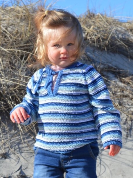 Randig barntröja med snörning
