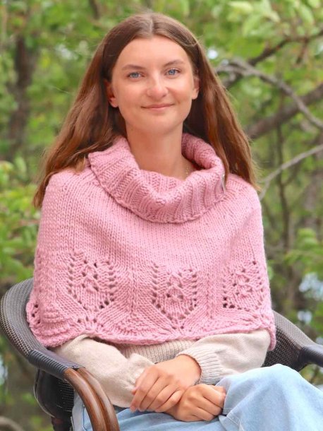 Poncho med spetskant