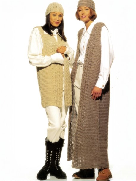 Virkade västar och mössa