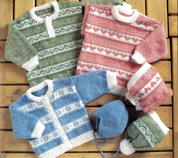 Pullover, tröja med sprund, kofta, mössa, hätta och hjälm