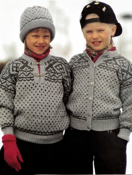 Pullover, kofta och mössa