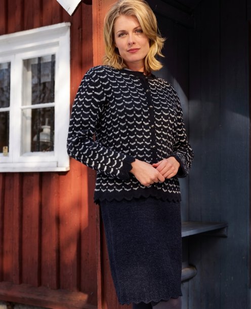 Jacka i vågmönster med kjol